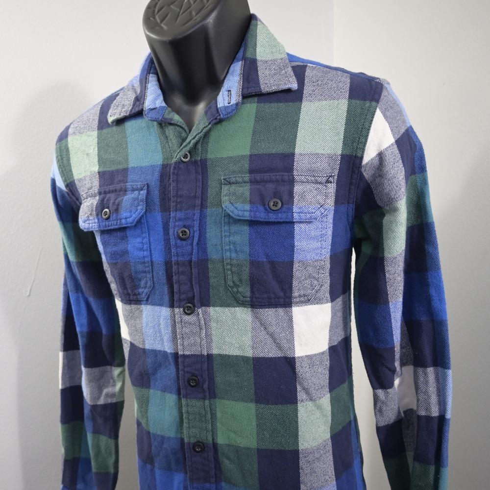 American Eagle Flannel Button Up Mens XS Blue Green Plaid Long Sleeve Pockets